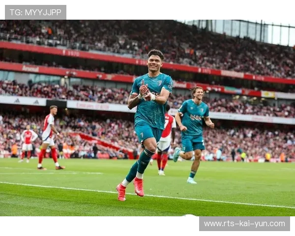 阿森纳本赛季英超客场第二次单场进3球，上次对手为伯恩茅斯