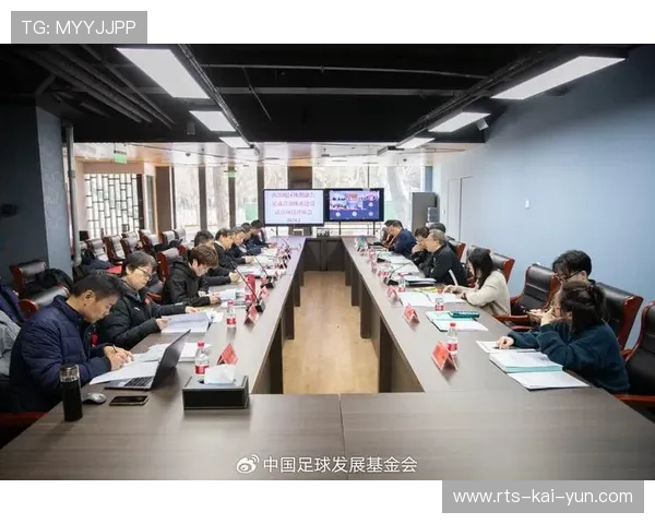 足球促进社会融合：移民球员与多元文化团队建设